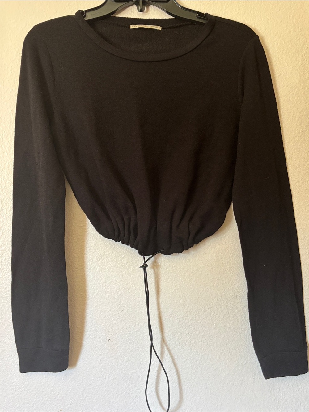 Active USA Woman’s Cropped Black Long Sleeve Drawstring Hem Top, Size S